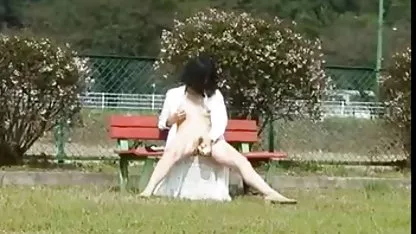 Sosial gadis senang boket hamil bergaul, wisatawan