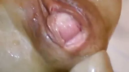 Hot dan cantik bokep hamil tua rambut pirang